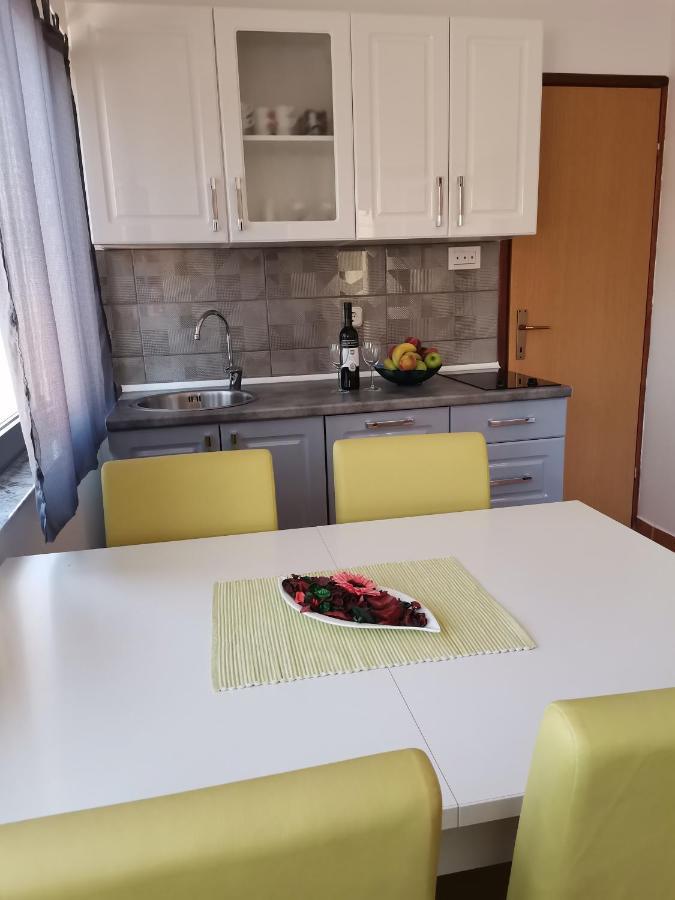 Apartments Zora Сень Экстерьер фото