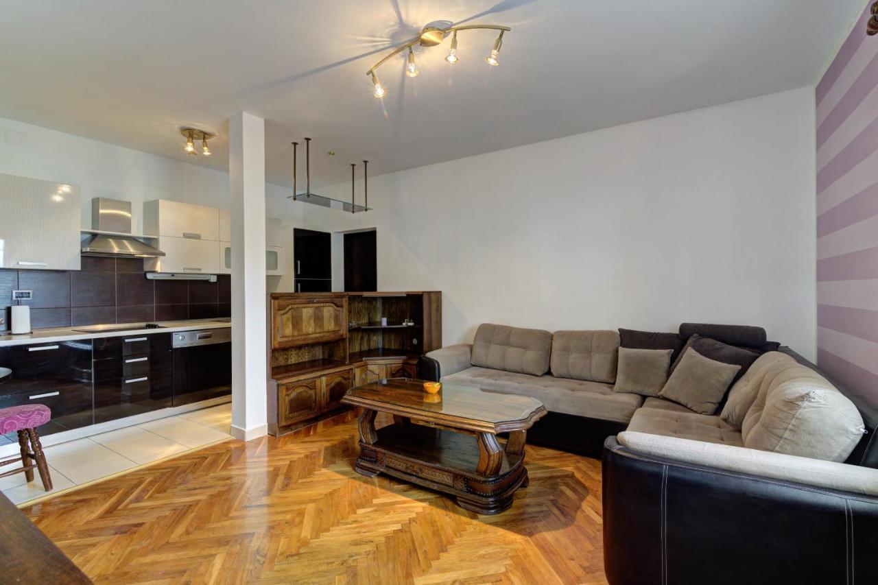 Apartments Zora Сень Экстерьер фото