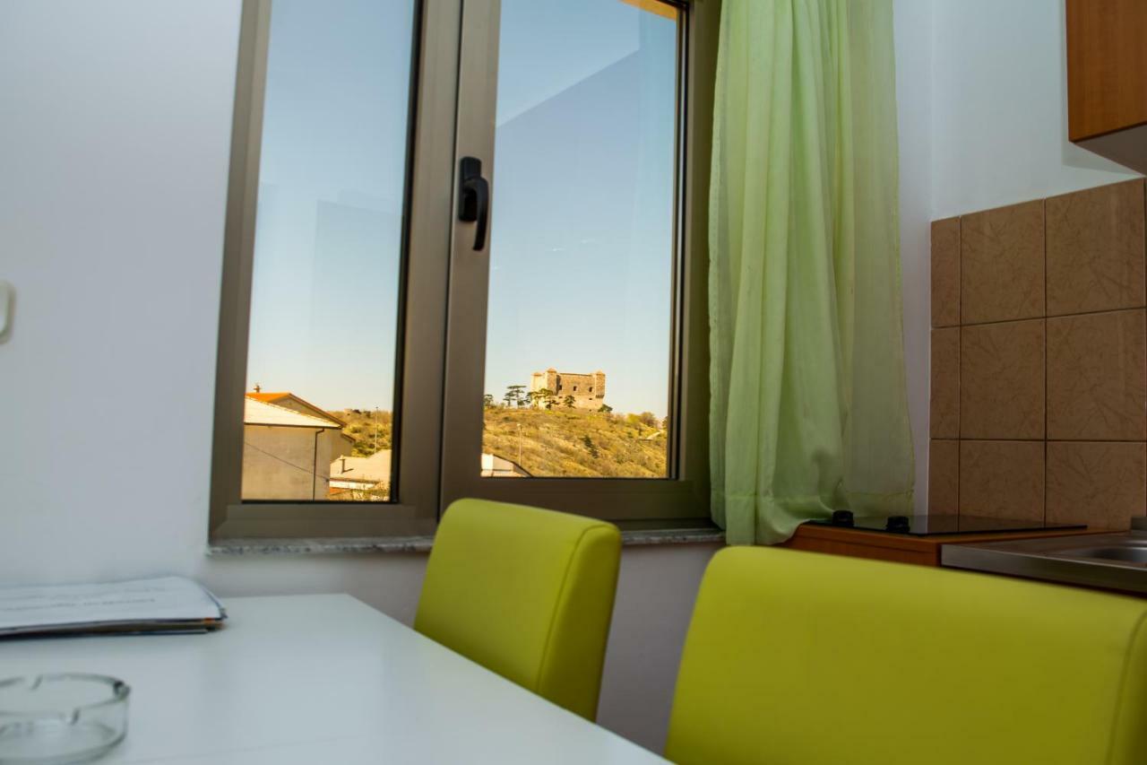 Apartments Zora Сень Экстерьер фото